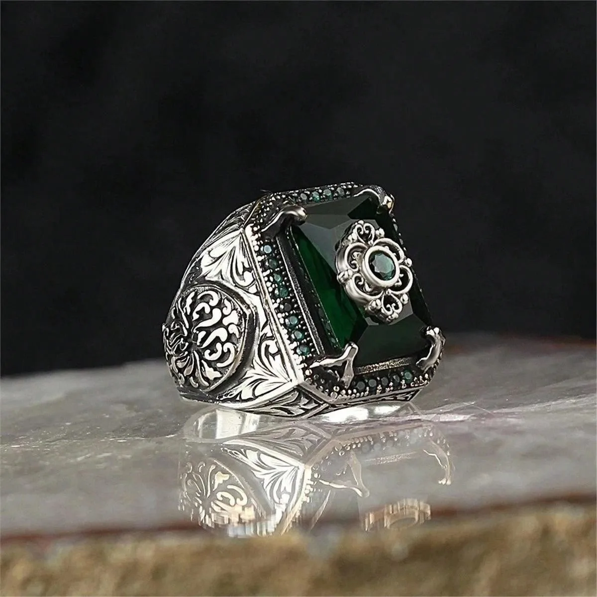 Retro Handmade Turkish Signet Ring For Men Women Ancient Silver Color Carved Eagle Ring Green Zircon Inlay Punk Motor Biker Ring