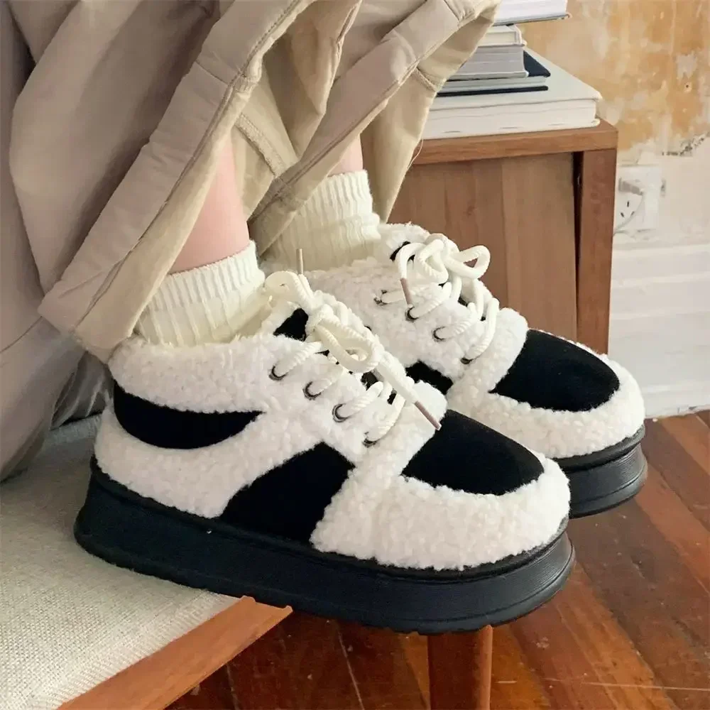 Winter Cotton Shoes for Women, Fashionable Fleece Warm Sports Shoes, Anti Slip Retro Lamb Wool Bread Shoes, Casual Board Shoes