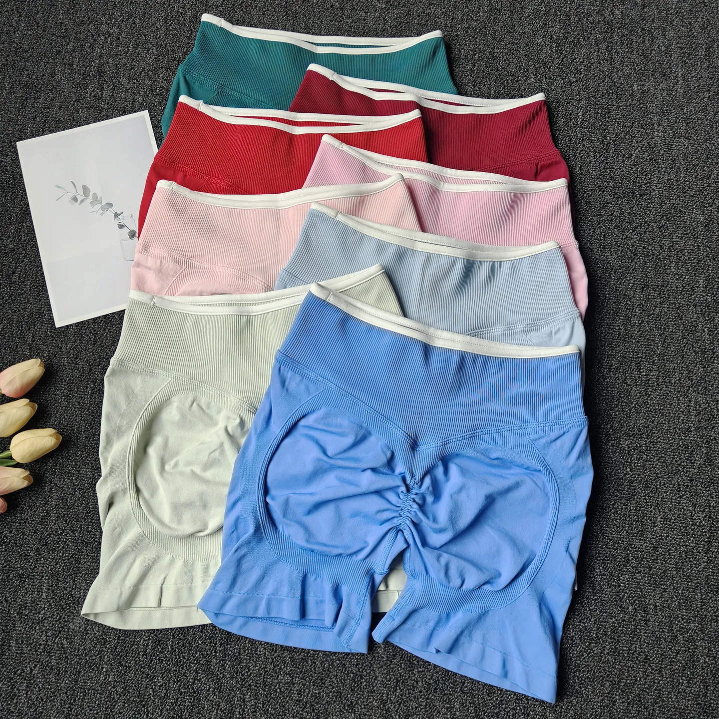 Seamless Yoga Shorts for Women, High Waist Color Block Design, Butt Licking Quick Dry Training Shorts