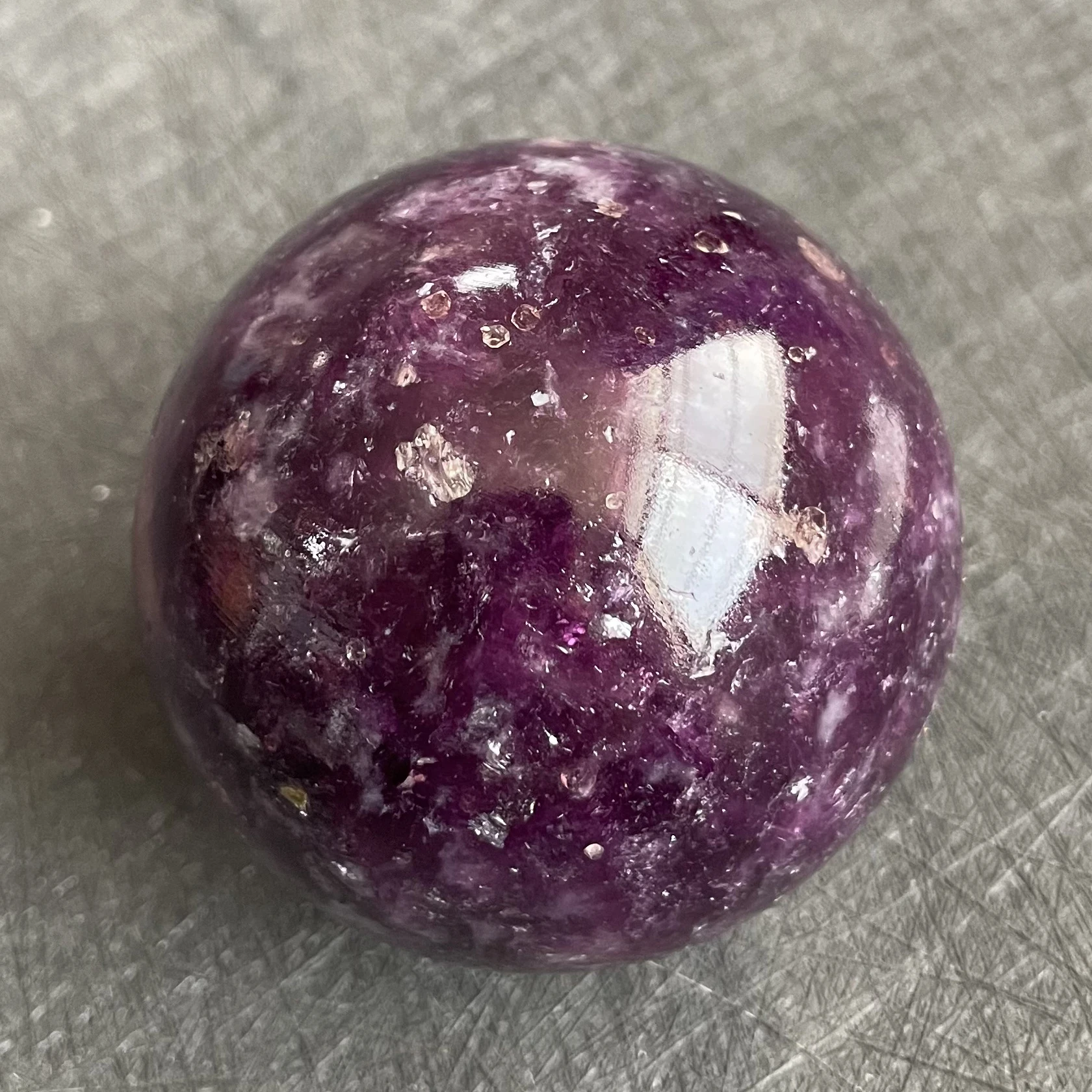 

Natural Stone Quartz Sphere Purple Lepidolite Phlogopite Gem Crystal Ball Quality Reiki Healing High Home Healing Decoration