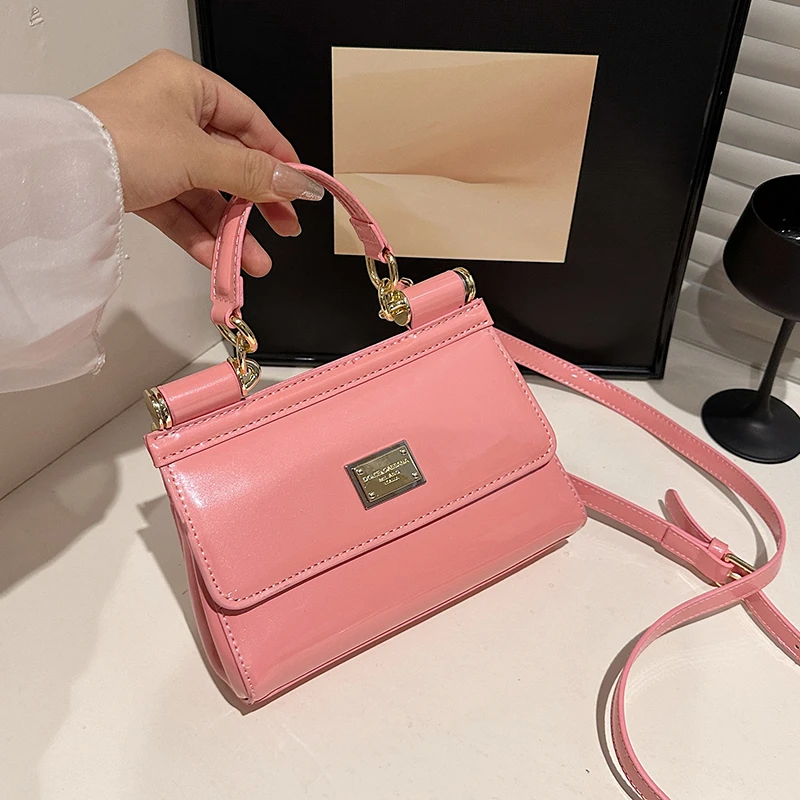 

Роскошная дизайнерская кожаная сумка-тоут, высококачественная однотонная женская сумка с уникальным винтажным буквенным логотипом