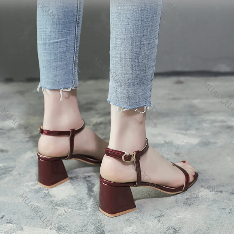 Open-toe Sandals Women 2026 Summer New Buckle Fashion Solid Color Female Shoes Temperament Chunky High Heel Sandalias Mujer