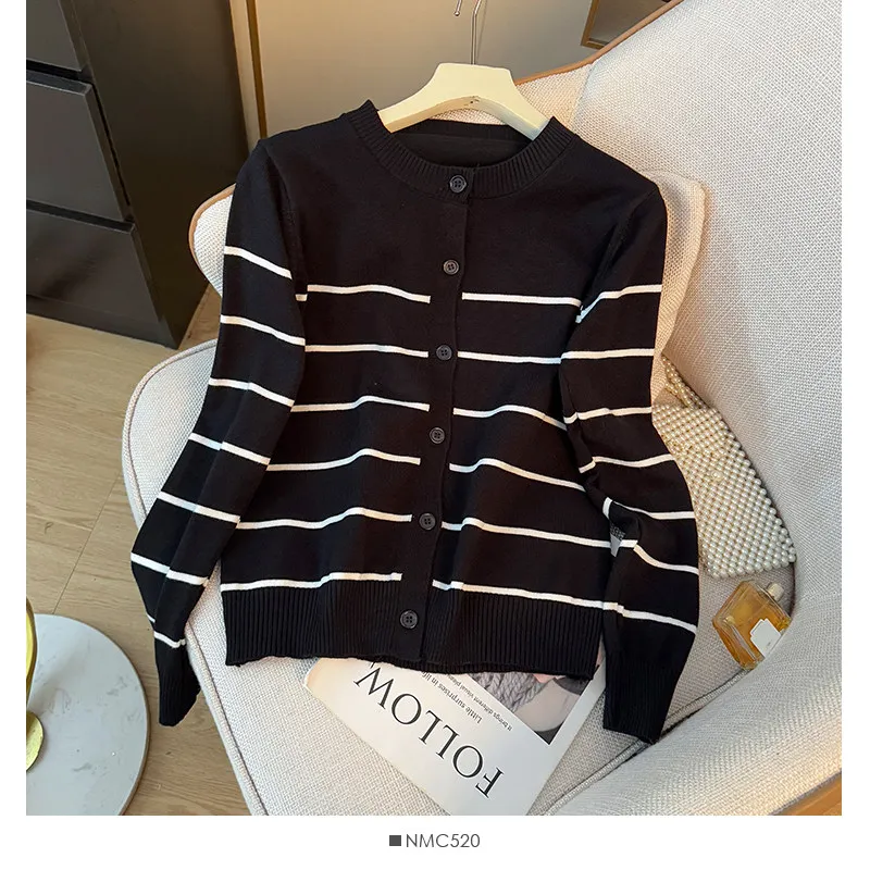 Autumn Korean Contrasting Color Striped Round Neck Long Sleeved Knitted Cardigan Women's Loose Casual Single Breasted Sweater