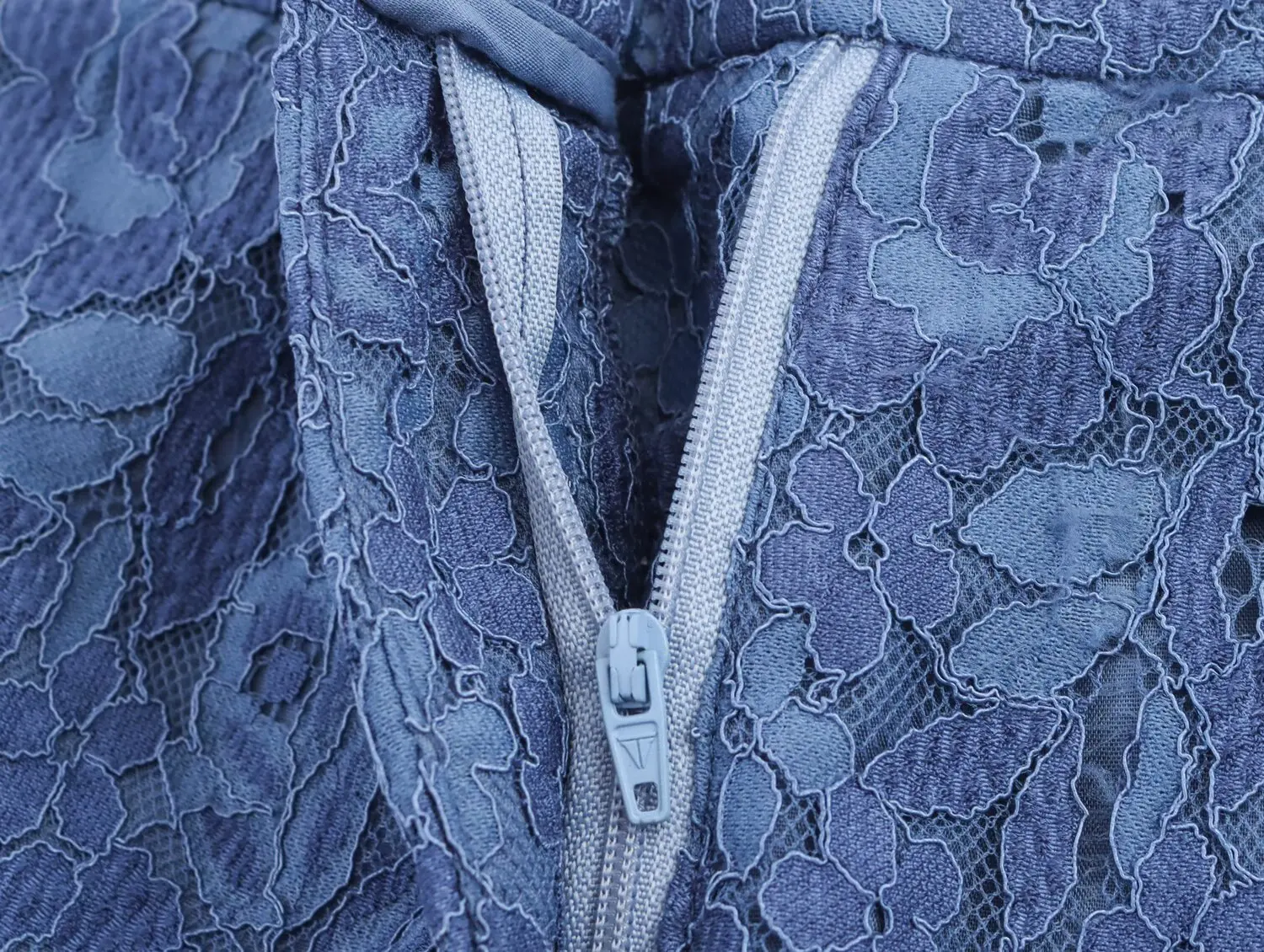 2025年新作レディース服 欧米風ファッショナブルで多様な着こなしができるNVCハイウエストカジュアルパンツ