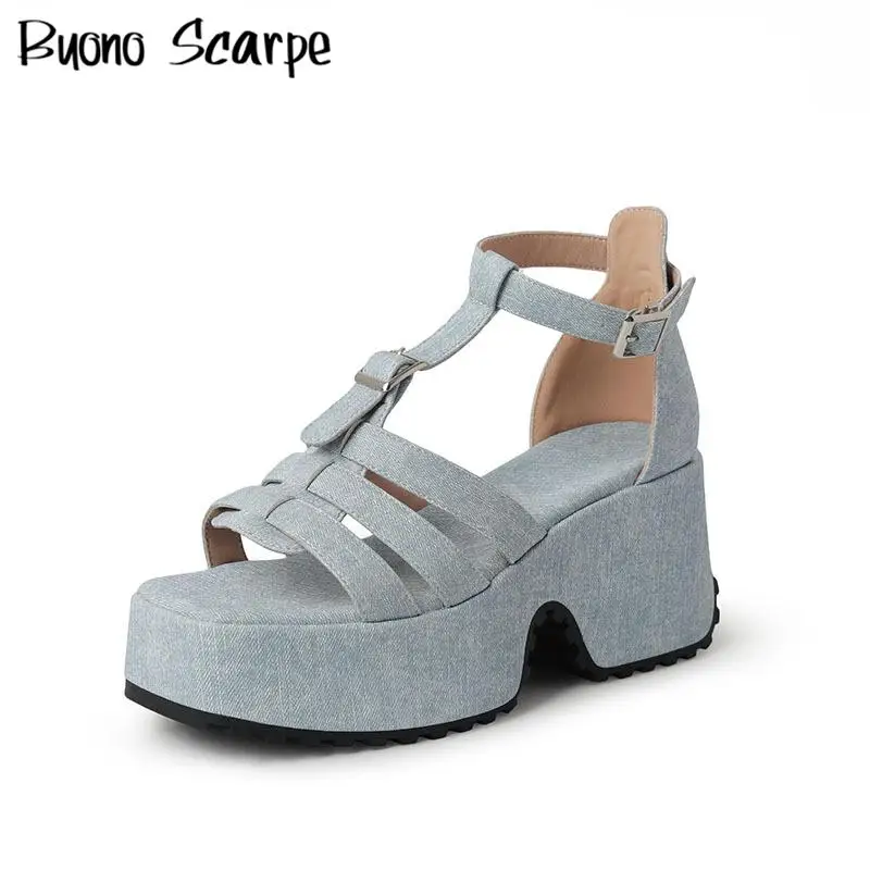 الرجعية روما نمط الدنيم المفتوحة تو سميكة وحيد منصة حذاء بكعب سميك النساء الصنادل حجم كبير مشبك حزام جديد الغربية حذاء كاجوال