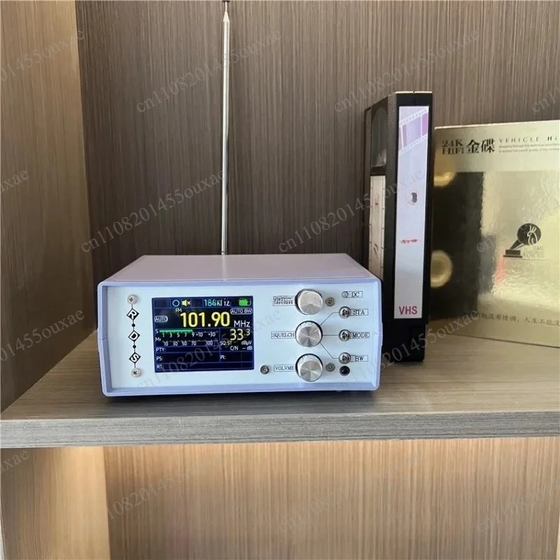 High Sensitivity Desktop Digital Radio TEF6686 FM AM Receiver Built-in Lithium Battery With AM Antenna