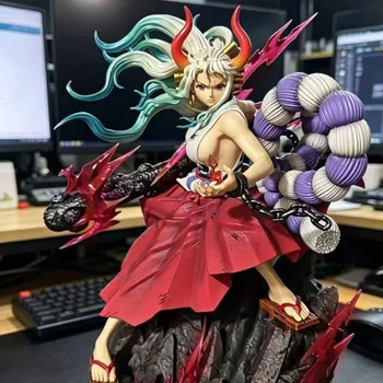 One Piece Yamato action figure in posa su roccia con mazza 20cm 2