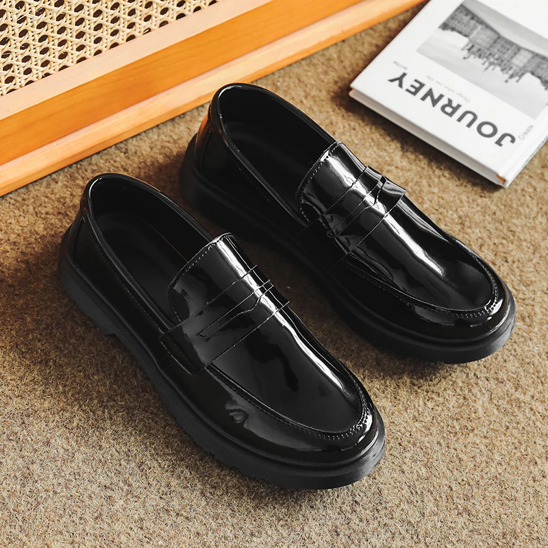 

Summer Thick Soled Business Leisure Loafers Mirror Polished Breathable High-end Fashion Exquisite Youthful Fashion Couple Shoes