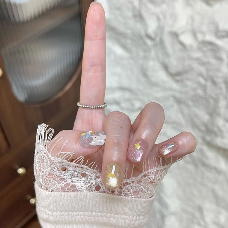 10 Stück Französische Kurze Ovale Aufklebenägel - Einfache Farbblock-Streifen & Stern-Designs Glänzende Mix-and-Match Künstliche Nägel – Detail 7