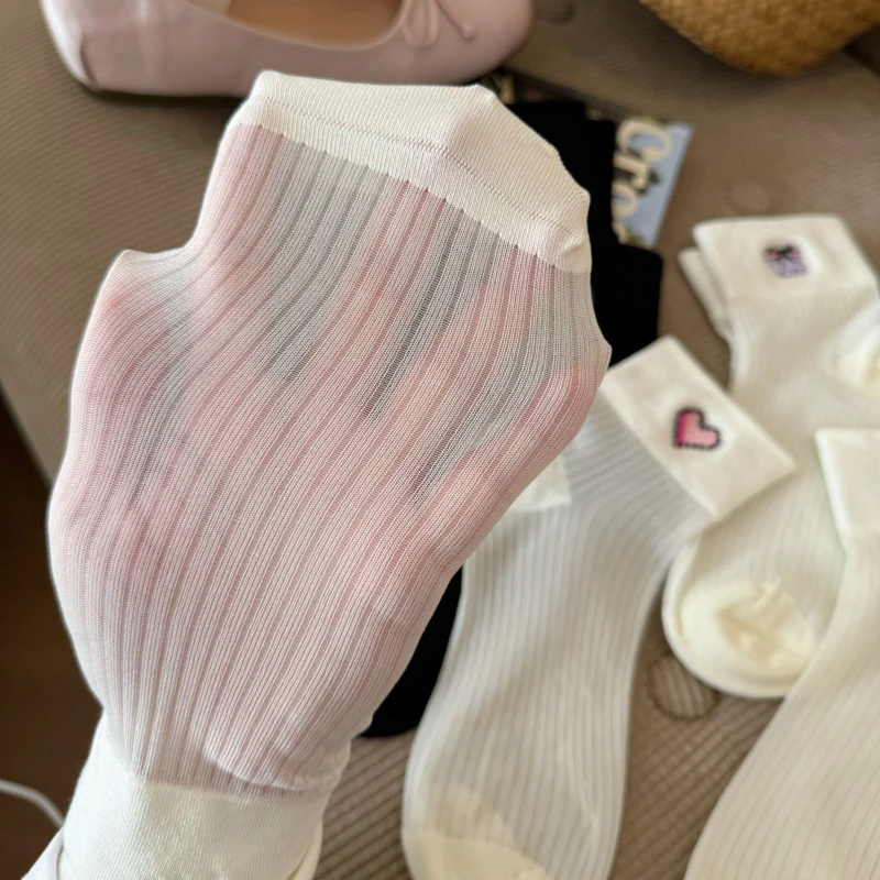 1 para słodka moda Bowknot haft w kształcie serca środkowe podkolanówki dla kobiet proste skarpetki na co dzień oddychające sportowe bawełniane skarpetki