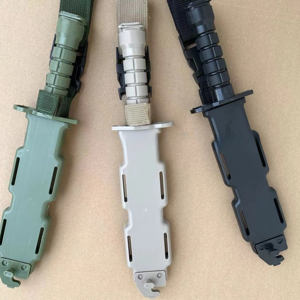 

M9 Plastic Model Tactical Training Bayonet Plastic Soft Equipment Prop Decoration Model War Knife