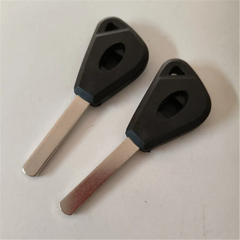 

5PCS Replacement New Car Key Case Remote Key Shell For Subaru Key Blank Suit Outback Impreza Tribeca Legacy Forester