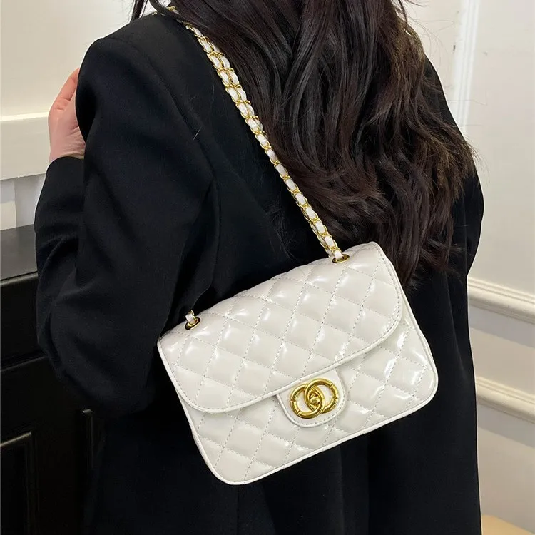 

2025 Classic Flap Bag Women Diamond-Quilted Vegan Leather Convertible Crossbody/Shoulder Euro-Chic Anti-Theft Artisanal
