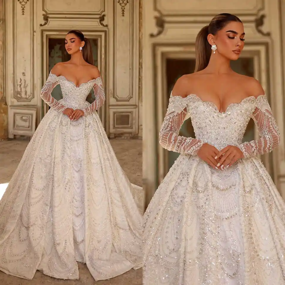 

Elegant Crystal Beaded A Line Wedding Dresses Vintage Off The Shoulder Bridal Gowns Customized Long Sleeve Lace Robe De Mariée