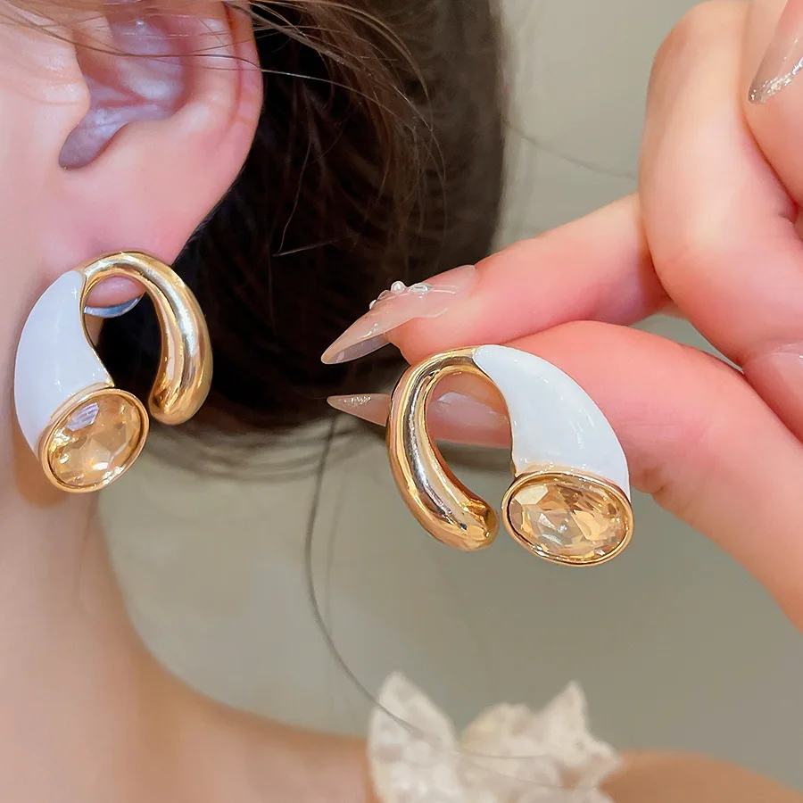Minimalist Color-block Enamel Stud Earrings for Women Men C-shaped Dripping Oil Rhinestones Ear Studs Daily Party Jewelry K
