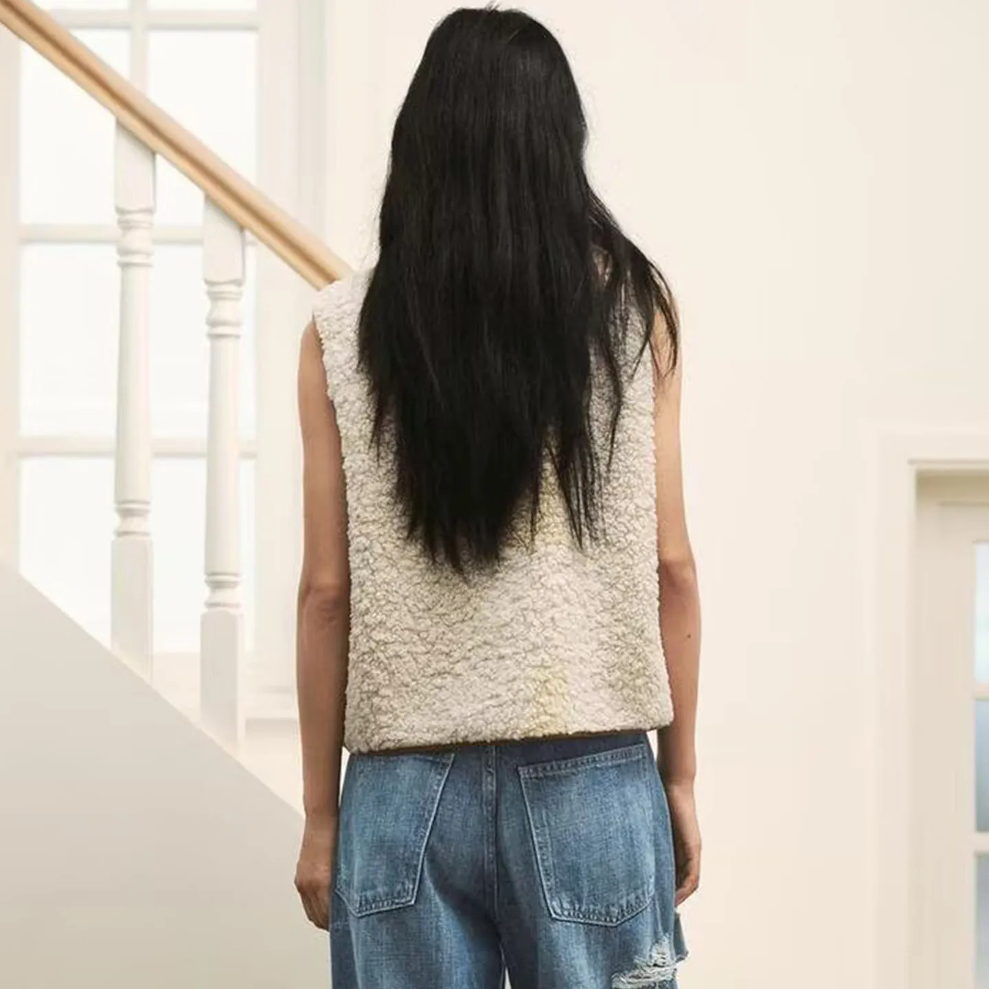 سترة من فراء الضأن المزخرفة بعقدة من Ele Z للسيدات على الموضة 2025 ملابس خارجية جديدة من النيلين بطول عام 2022