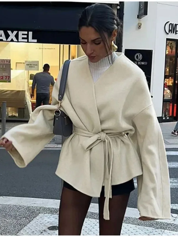 

Elegant Lace Up Jacket 2025 Women's Autumn Winter Fashion Apricot Coats V-neck Design Loose Jacket Lady Commuting Clothing