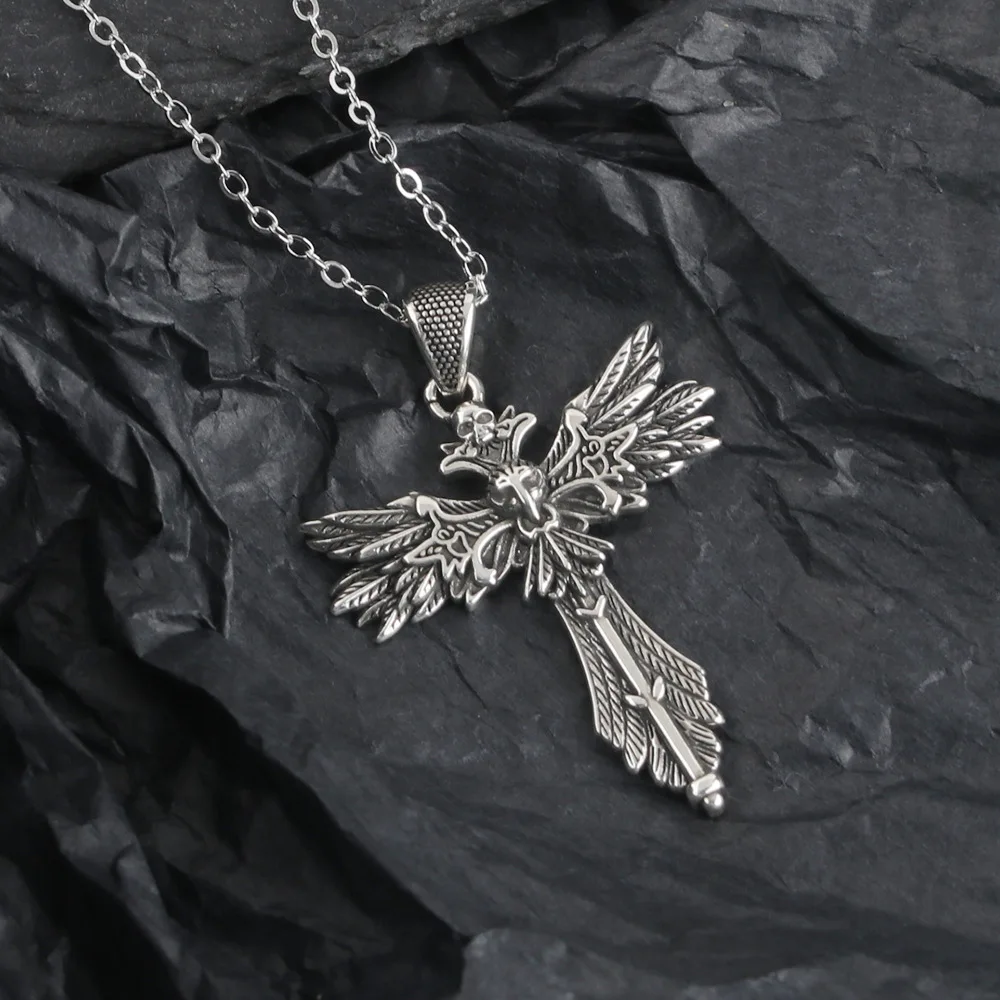 Retro Horus Eye Skull Cross Pendant Necklace for Men Women Hip Hop Punk Street Minimalist Collarbone Chain Jewelry Accessories