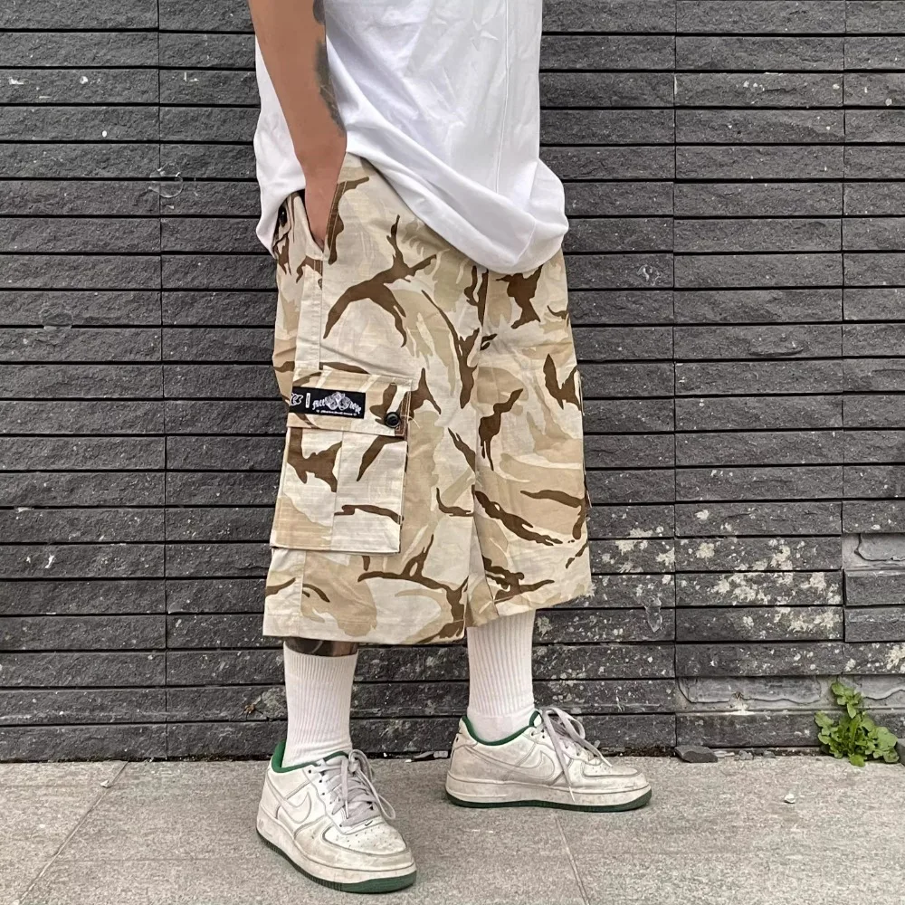 

Hiphop Street Dance Hiphop Skateboard Casual Loose Camo Shorts Over Knee Capris