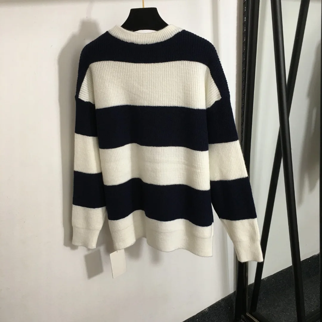 

24 New Black and White Stripe Long sleeved Sweater Classic Fashion Versatile Long sleeved Top