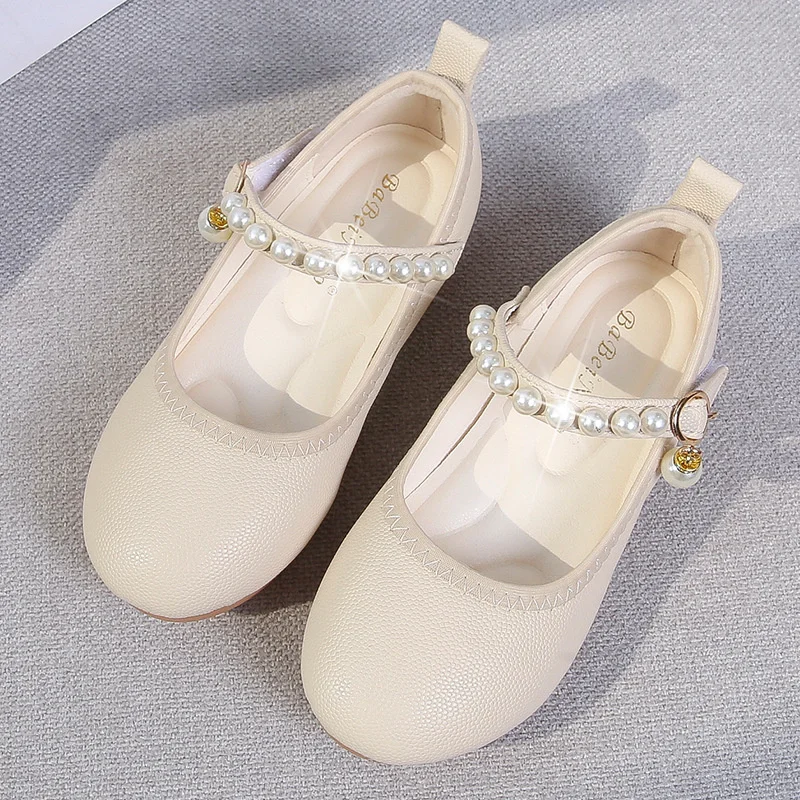 Zapatos de cuero con perlas blancas para niñas, zapatos de princesa de tacón bajo, moda Simple, pasarela