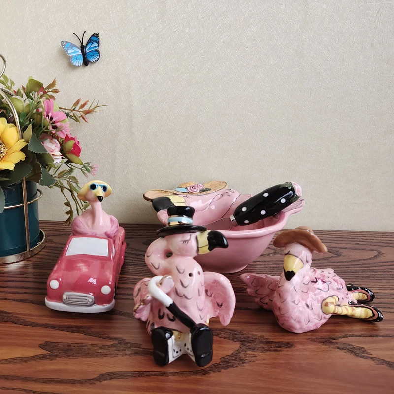 

Pure hand-painted ceramic flamingo small ornament desktop crafts