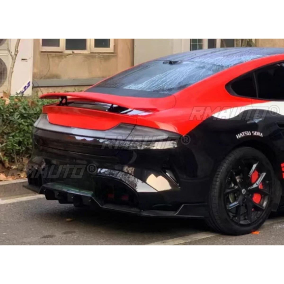 جناح خلفي للسيارة بتصميم كربون - مراجعة Car Accessories Xiaomi وسعره
