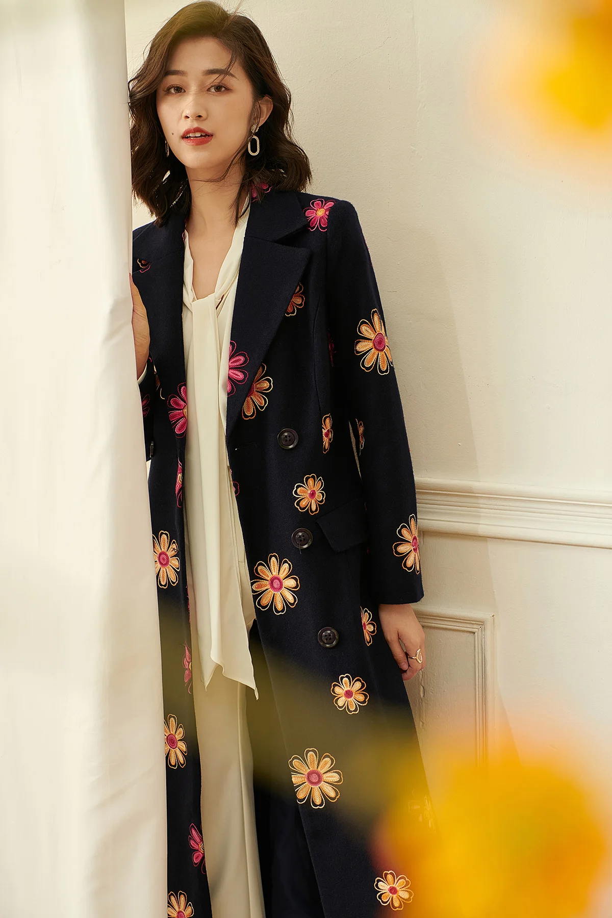 Luxury Women Winter Wool Trench Embroidery Long Coat Double