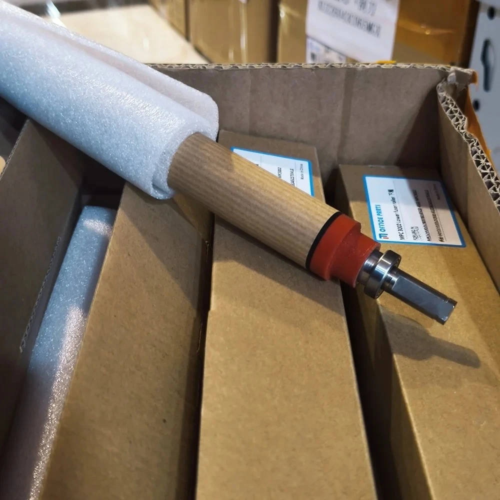 

1pcs D144-4057 D1444057 Lower fuser roller For Ricoh MPC 3002 3502 4502 MPC3002 MPC3502 MPC4502 MPC5502 pressure sleeved roller