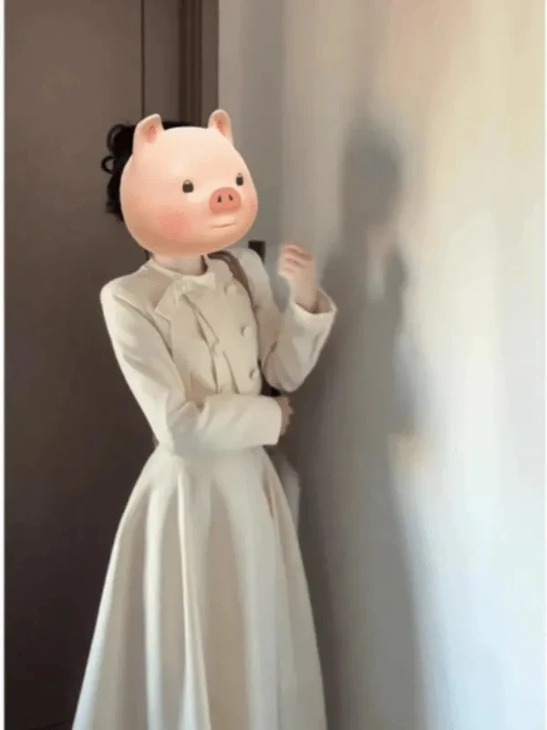 

Ele Knot A-Line Skirt And Jaet Tee-Piece Set for Women Luxury Faion Outerwear And Innerwear Combo