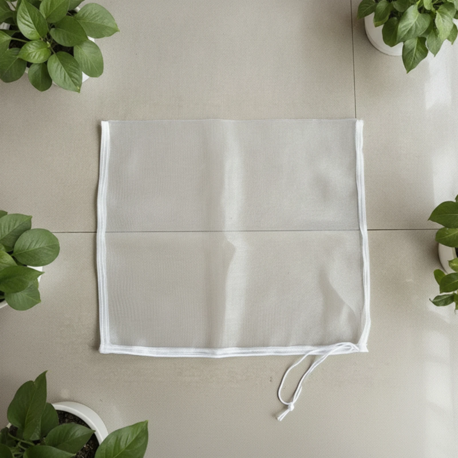 Fruit Tree Netting with Drawstring Safeguarding Fruit Tree Netting Plant Protection Bag Long-Lasting Net Bag Lightweight