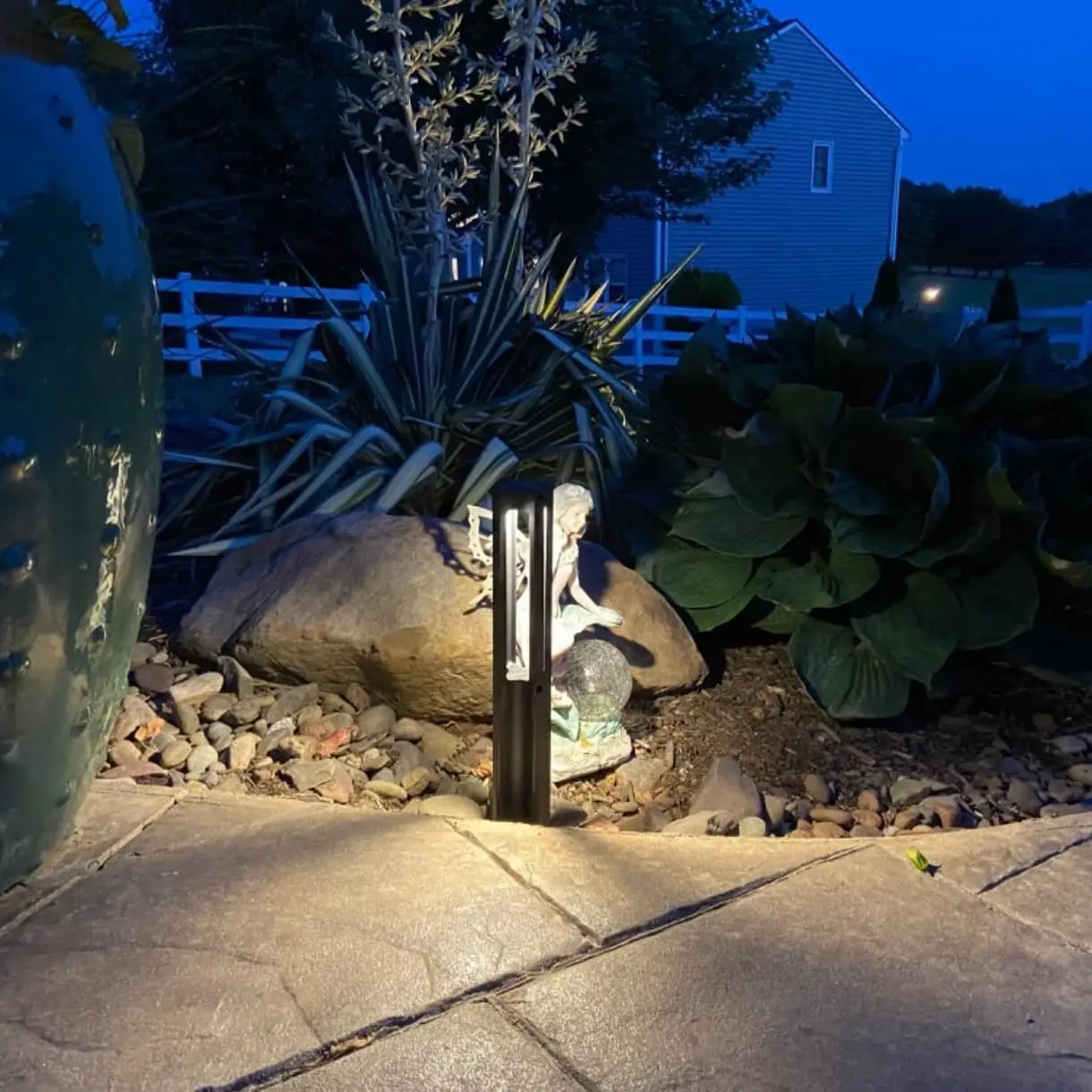 

12-Pack Low Voltage Path Lights, 3W LED Landscape Pathway Lights, Outdoor Landscape Lighting for Driveway, Garden, Aluminum
