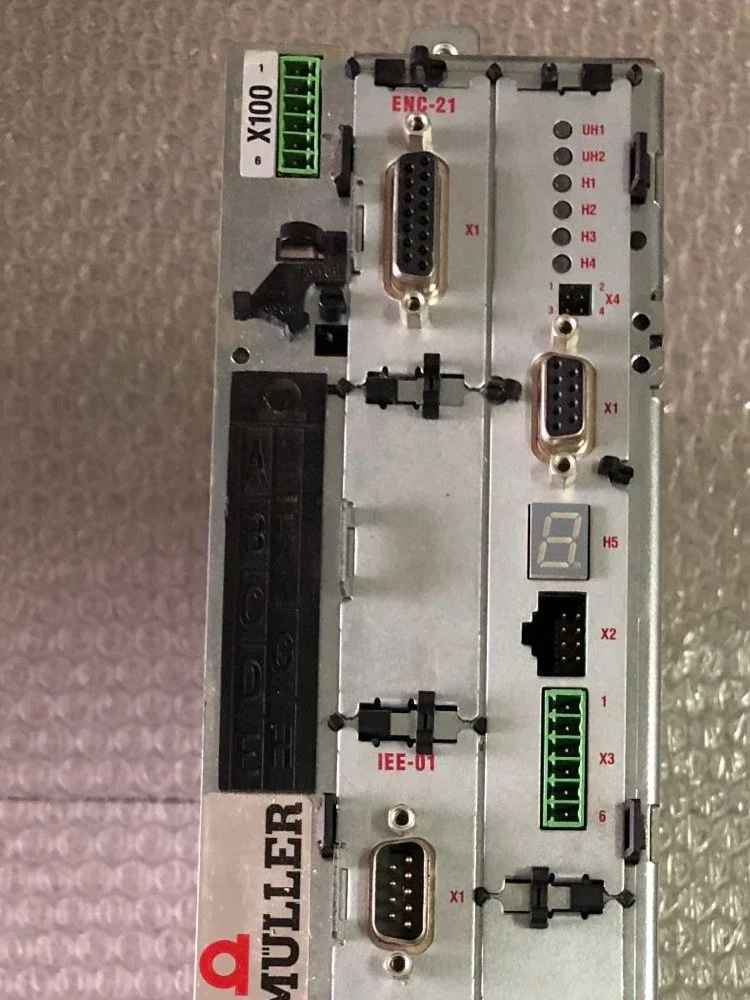 BAUMULLER BAUMULLER Controlador BM4413-ST0-01600-03-SET Punto original