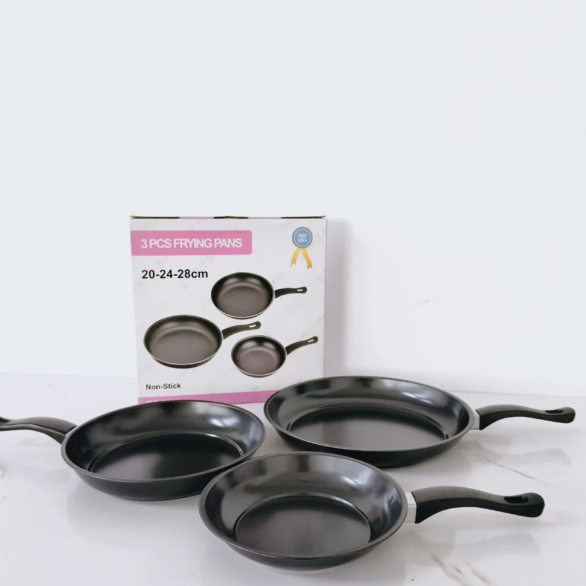  Set of Three Universal Non-Stick Flat Bottomed Pot And Pan Combination Rice Stone Cookware Set from China for Women