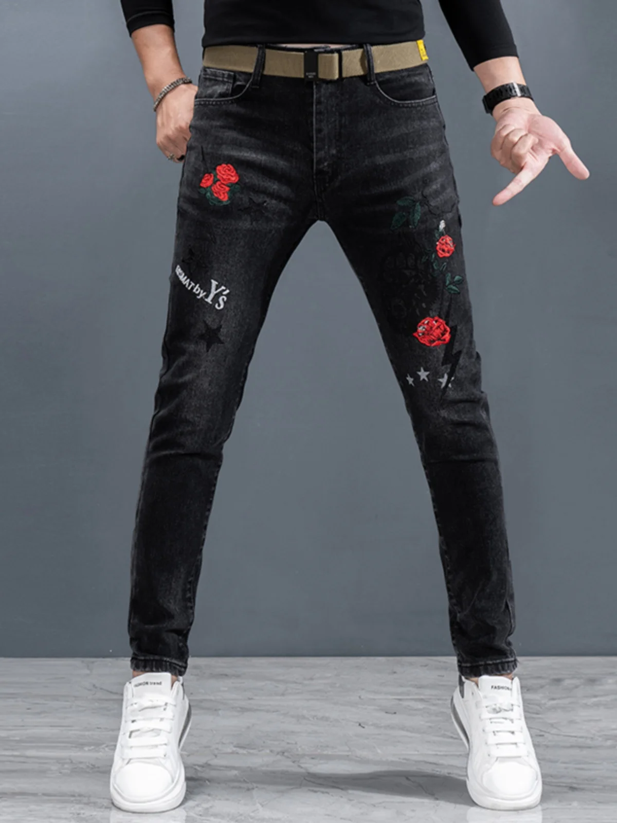 

Элитные мужские джинсы с вышивкой, облегающие, в корейском стиле, модные черные длинные брюки, осенняя новинка, из хлопкового стрейч-денима