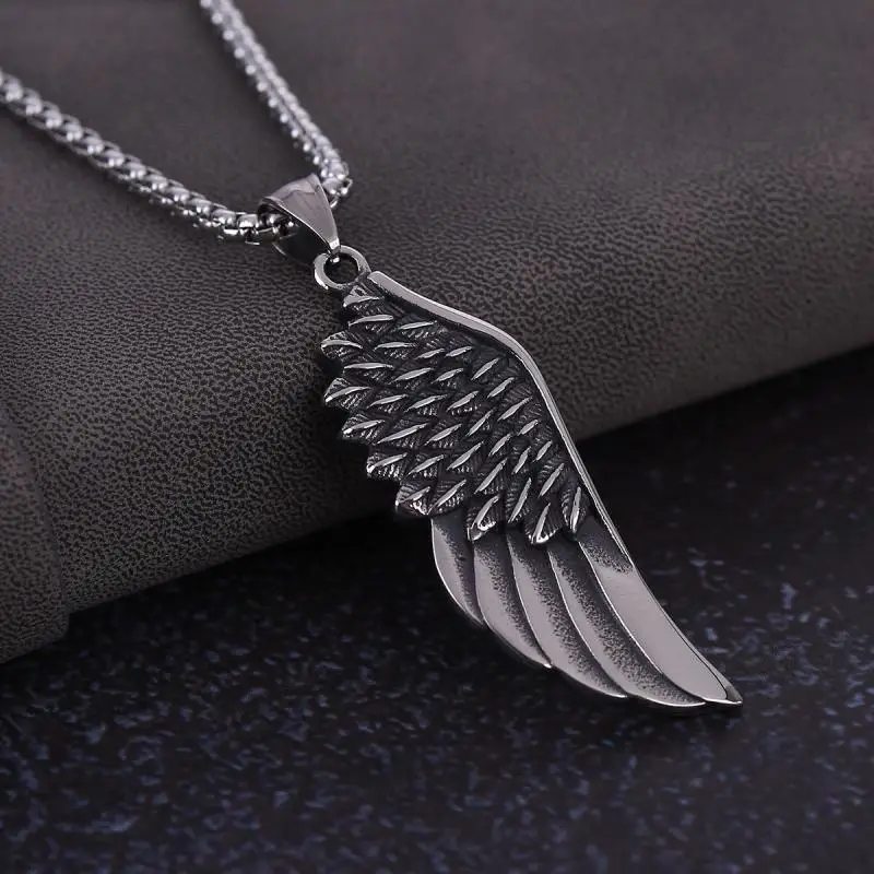 Vintage Silver Color Half Wing Pendant Necklace for Men Punk Hip Hop Jewelry Clothing Trend Accessories