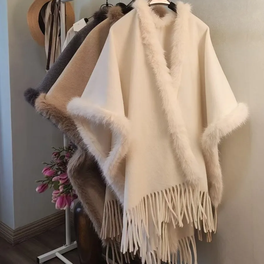 Imitare cashmere Autunno Inverno Poncho Cappotto avvolgente con nappe per donna Mantello caldo morbido per atmosfera fotografica P2