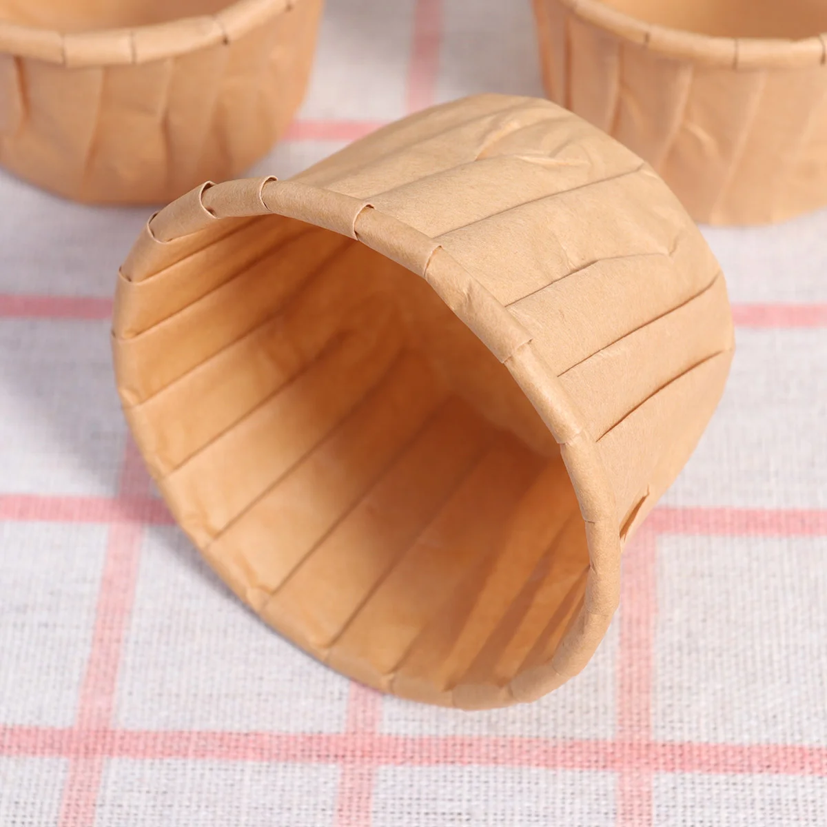 

100 Pcs Ramekins Muffin Tins Cup Cake Pans for Baking Foil Cups Liners Paper Dessert Bowls