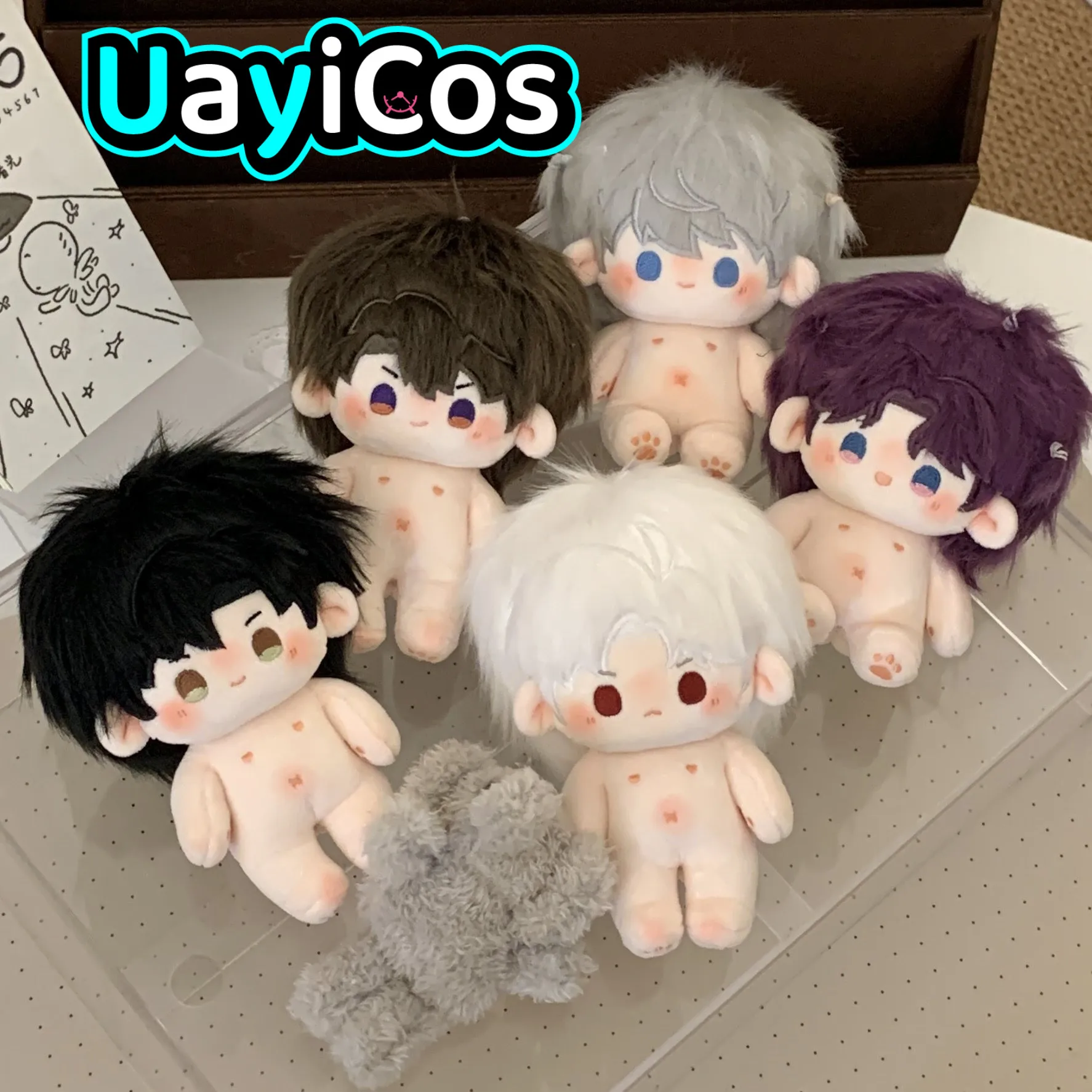 

В наличии: 10-сантиметровая плюшевая кукла Love and Deepspace (Силус, Рафаэль, Калеб) с каркасом, одежда для кукол, брелок, сумка, аниме-игра.