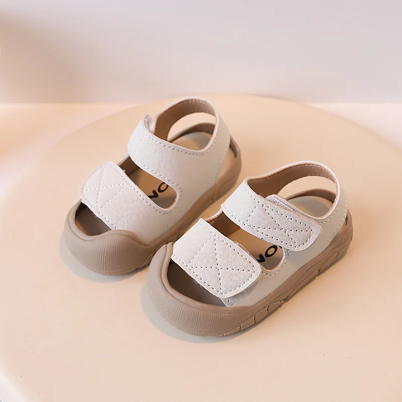 Nuovi sandali per bambini solidi in pelle PU proteggono le scarpe estive della punta per i bambini Hook Loop antiscivolo sandali Casual per neonate