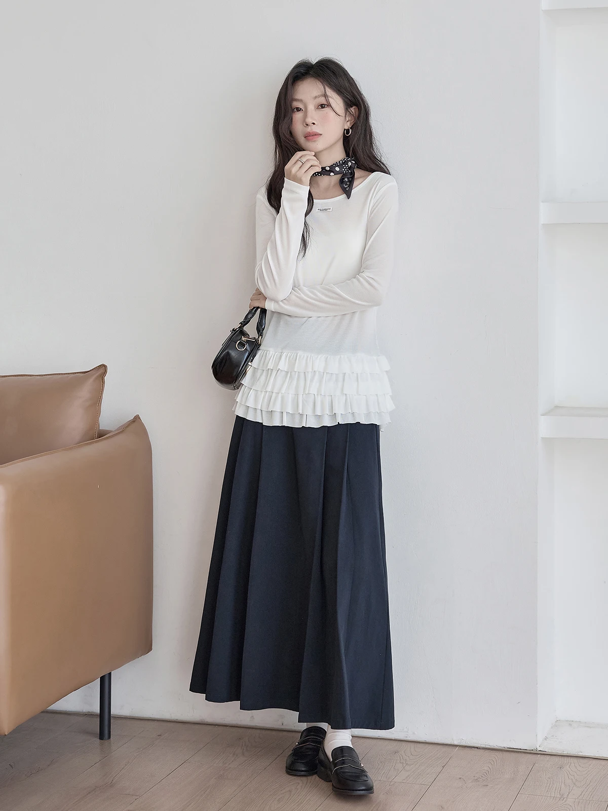 HuiXi 화이트 라운드넥 긴팔 티셔츠 여성용 봄 2026 신상 발레 스타일 러플 스플라이싱 탑 한국 스타일 출퇴근룩