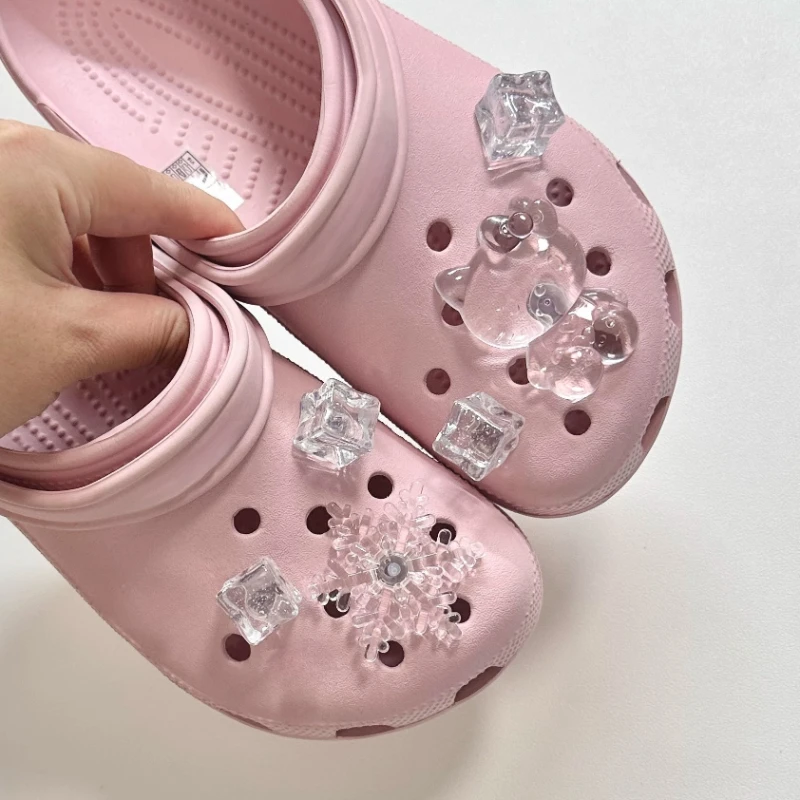 

MINISO Hyaline Hello Kitty & Snowflake Shoes Charms Set Unique Ice Cube DIY Shoe Buckles Decoration For Sandals Party Gifts