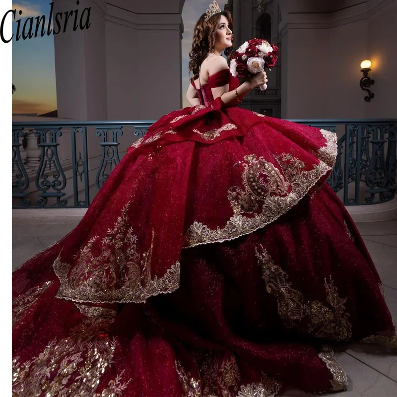 Sparkly vermelho princesa quinceanera vestidos oco para trás fora do ombro apliques vestidos de quinceañera vestido de princesas