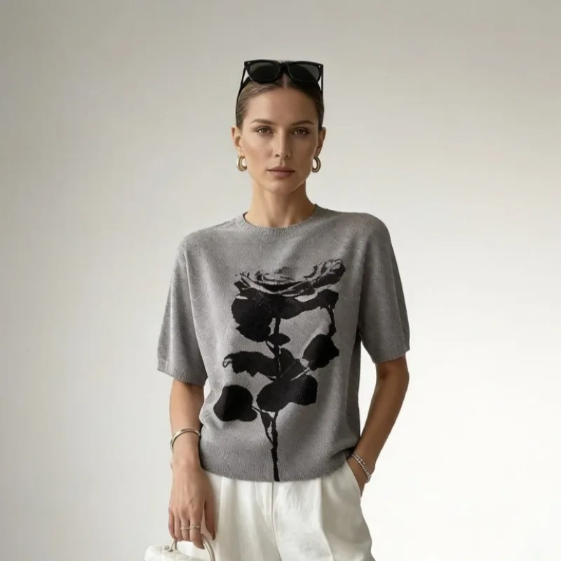 

Miyake Pleated T-Shirt Plisse 2026 Summer New Plant Floral Rose Fold T-shirt Print Design Slim Fit Versatile Pleats Top Women