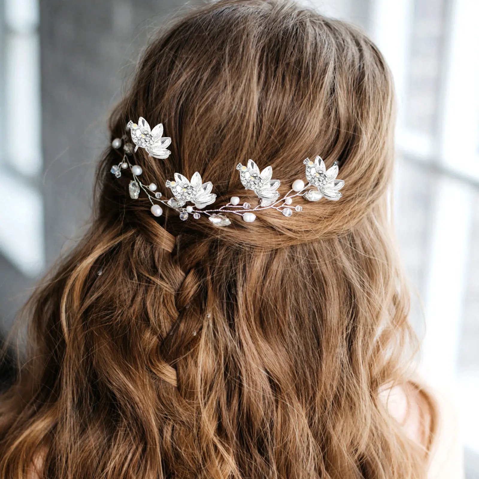 

4Pcs Wedding Hair Accessories Rhinestone Bridal Hairpins U Shaped Pins for Bride Bridesmaids Prom Hair Pieces Formal Events
