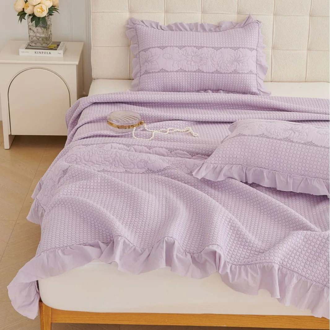 Soft Breathable Cotton Bedspread Set 3pcs, Scalloped Lace Embroidery Quilted Coverlet, Solid Color Bed Skirt (Queen King Size)