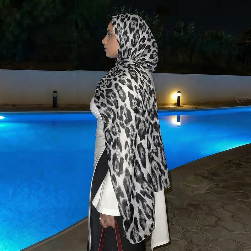 2026 Luxusmarken-Schal mit Leopardenmuster, Baumwollschal, Damen-Wickeltuch, großer warmer Pashmina-Hijab, Kopftuch, Schals, Bufanda, Foulard, Stolen – Detail 3