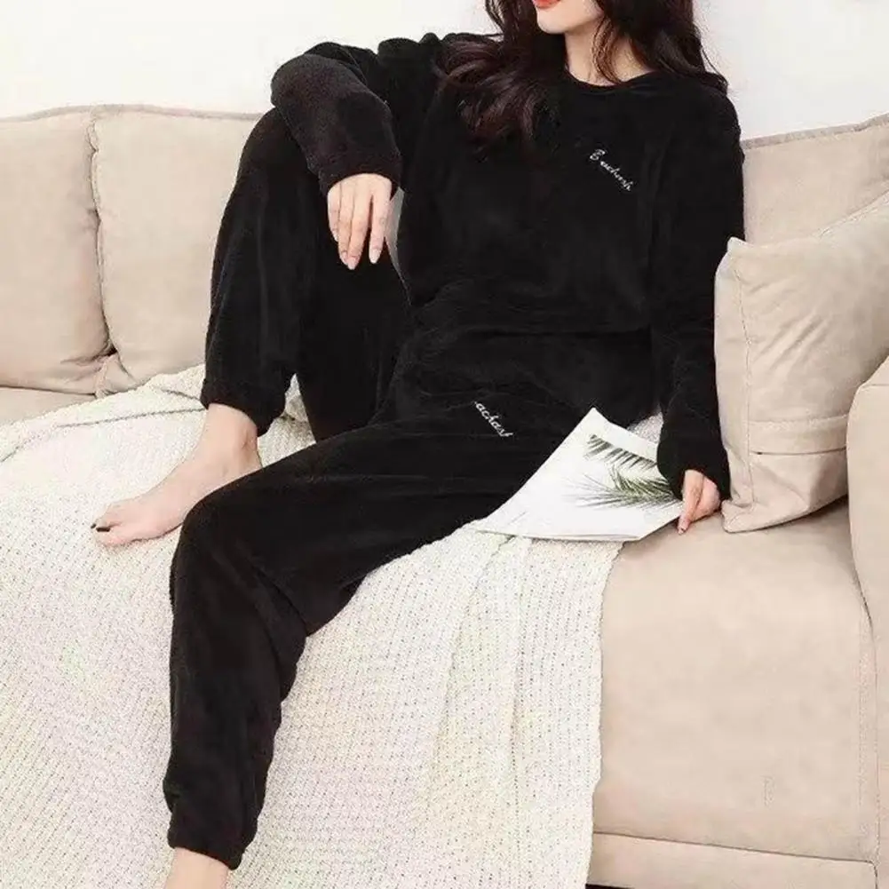 Plush Women Pyjamas Autumn Winter Sleepwear Two Pieces Set Thick Homewear Suits Long Sleeve Pajamas Lounge Top Pants Loungewear