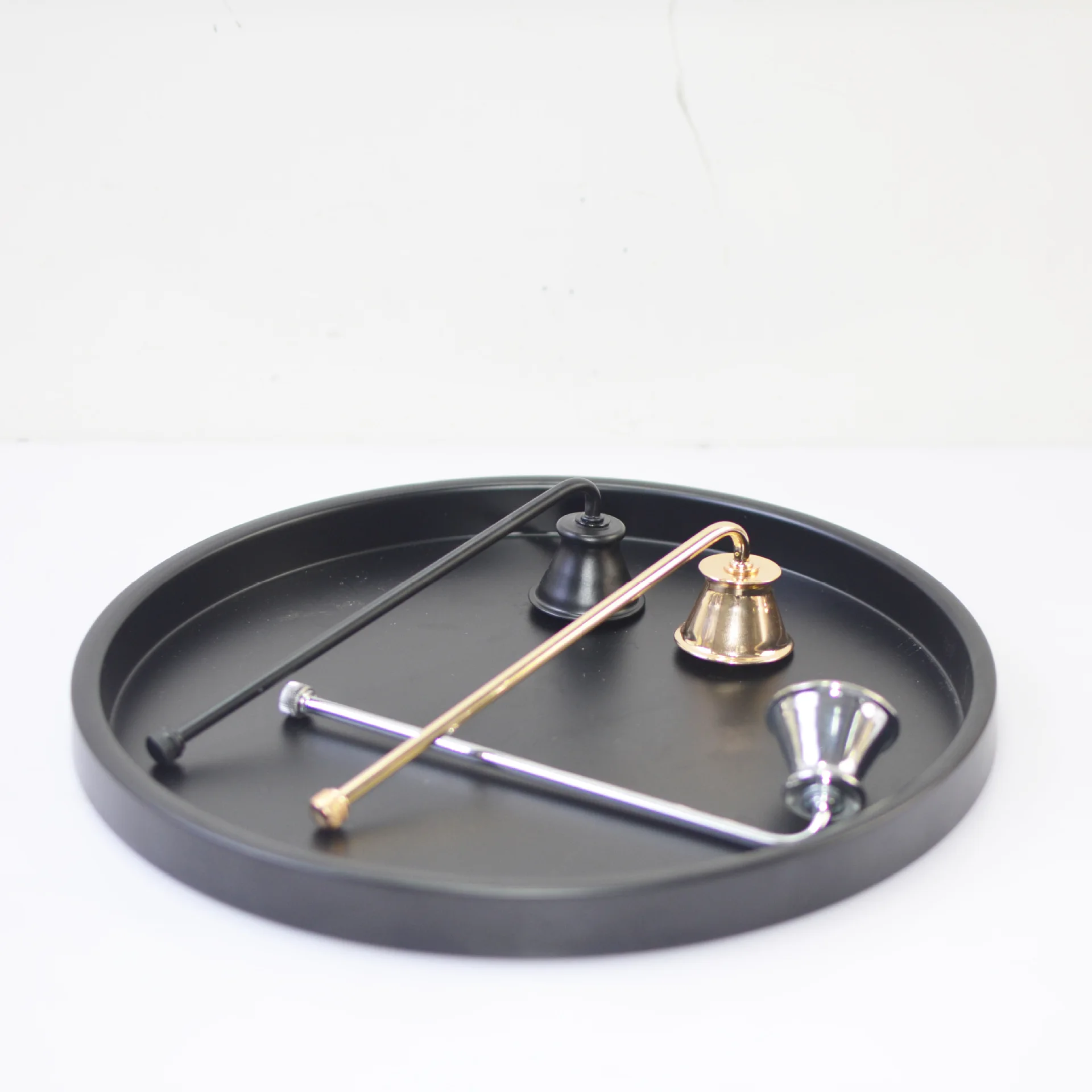 1pc Metal Candle Snuffer Gold/Black/Silver Bell-shape Fire Extinguisher Wick Cover 19.5cm Handle Vintage Decor Home SPA Hotel