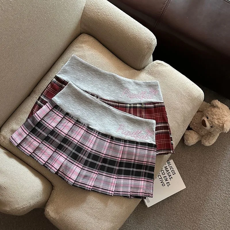 

Новая летняя клетчатая мини-юбка женская в консервативном стиле с высокой талией, тонкая модная лоскутная плиссированная короткая юбка с вышивкой Y2k Harajuku